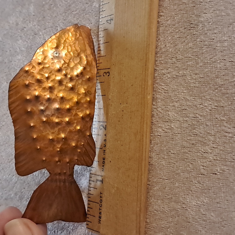 Artisan hand hammered and torched healing energy Copper Fish barrette - Picture 5 of 5